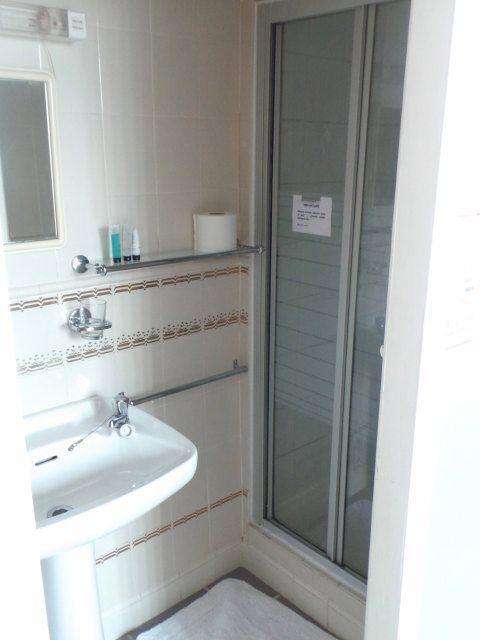 Budget Rooms Crosskeys نيوبورت المظهر الخارجي الصورة