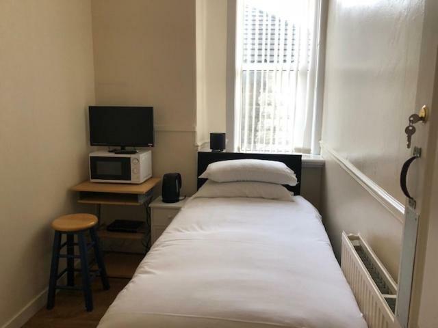 Budget Rooms Crosskeys نيوبورت المظهر الخارجي الصورة